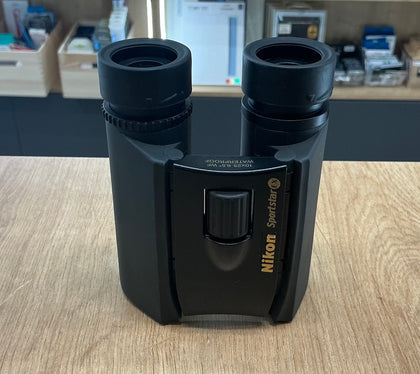 Jumelle Nikon 