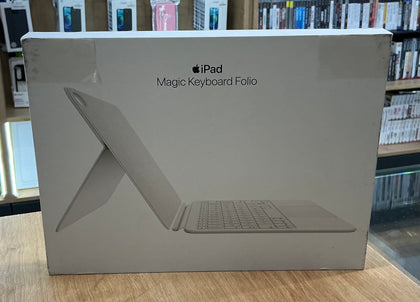 iPad Magic Keyboard Folio A2695