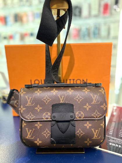 Sac Sling Louis Vuitton