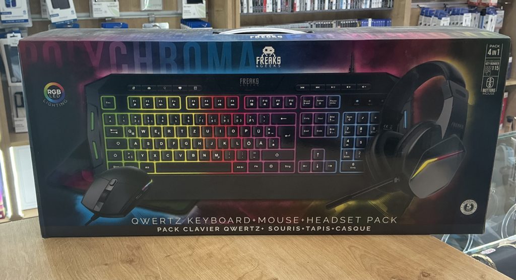 Pack Clavier QWERTZ / Souris / Tapis / Casque Neuf