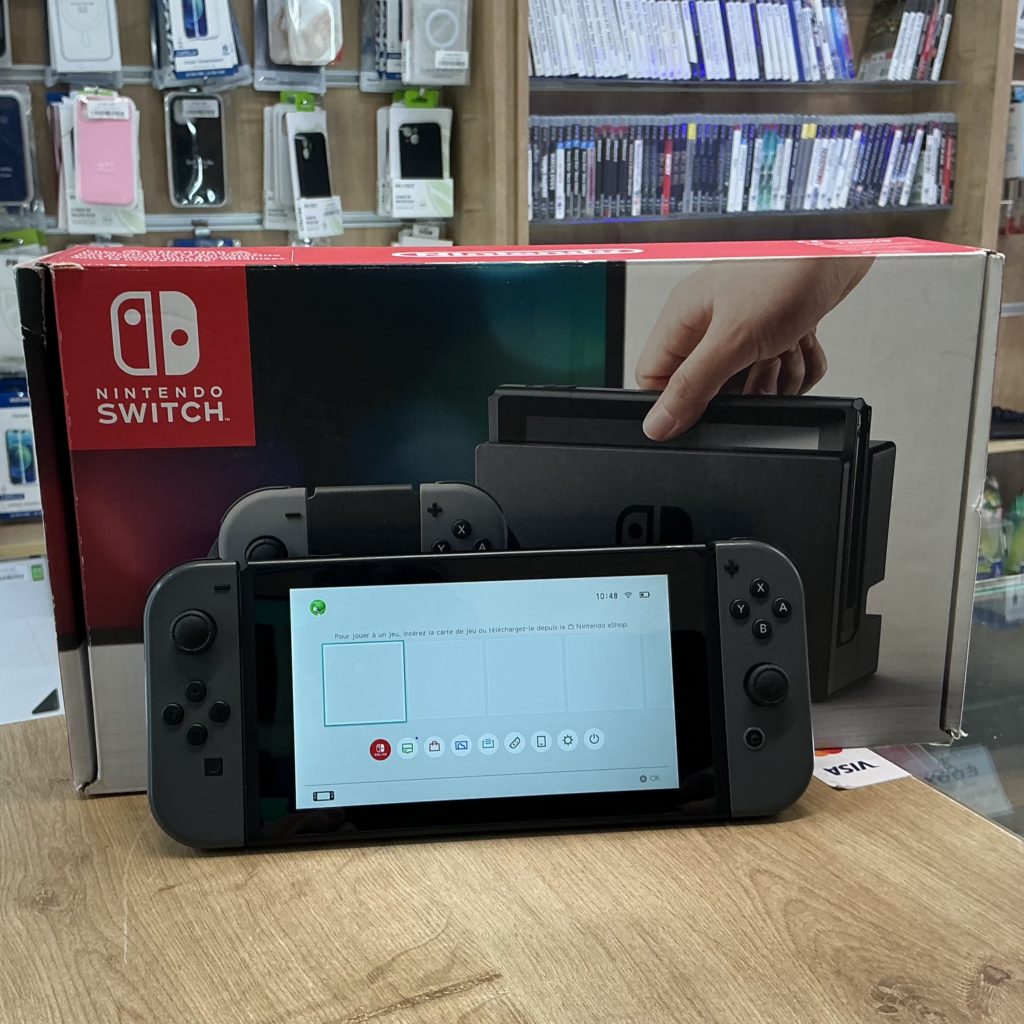 Konsola + Kutia Switch 1G (Mungon Mbështetësja e Kontrolluesit)