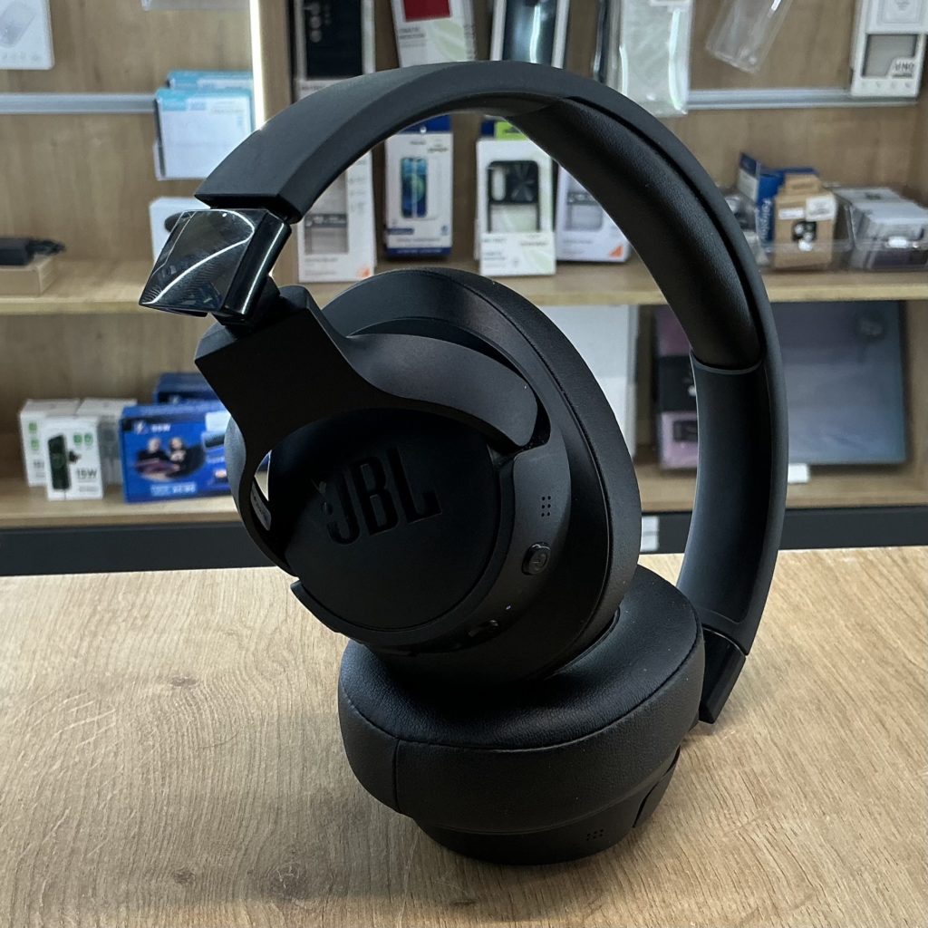 Kufje JBL Tune 770NC