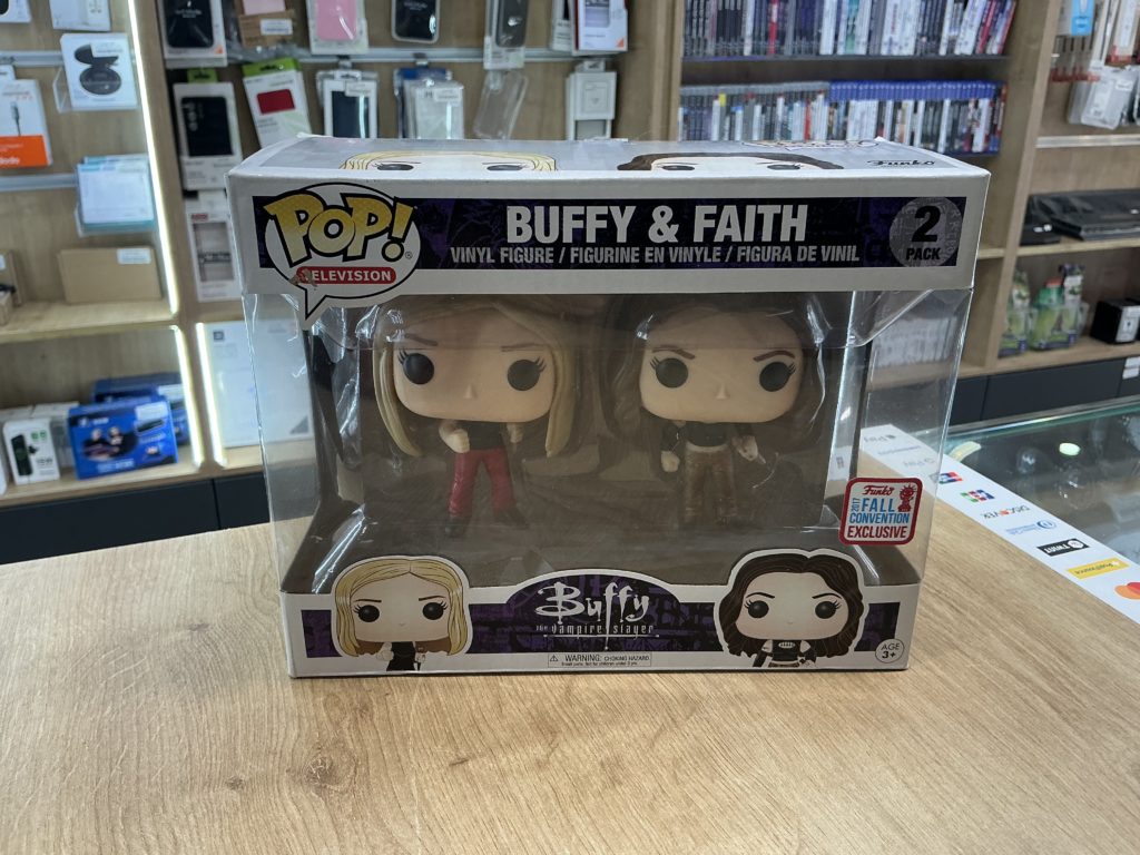 Pako me 2 figura Buffy & Faith Pop