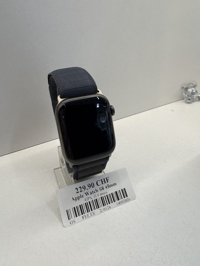 Apple Watch S8 45mm