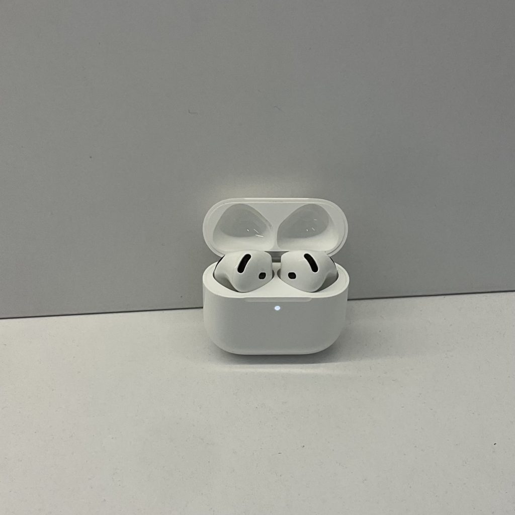 AirPods 4 (RAB)