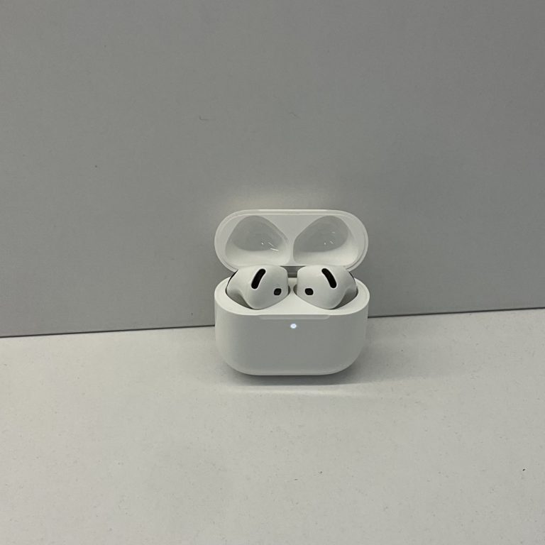 AirPods 4 (RAB)