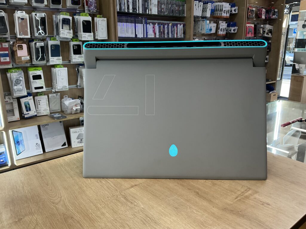 Ordinateur Portable Alienware X17 R2 P48E