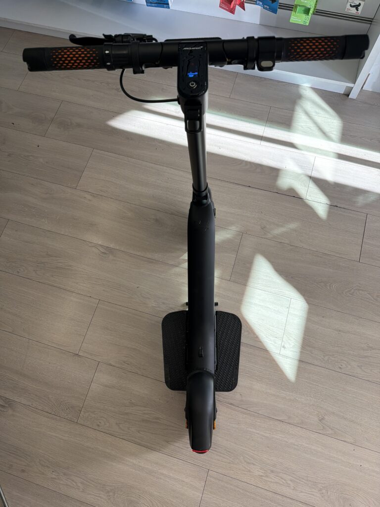 Trottinette Mclaren Pure 40Km 16KG